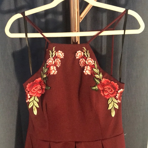 NWOT Maroon Halter Dress with Floral Embroidery - Picture 2 of 8
